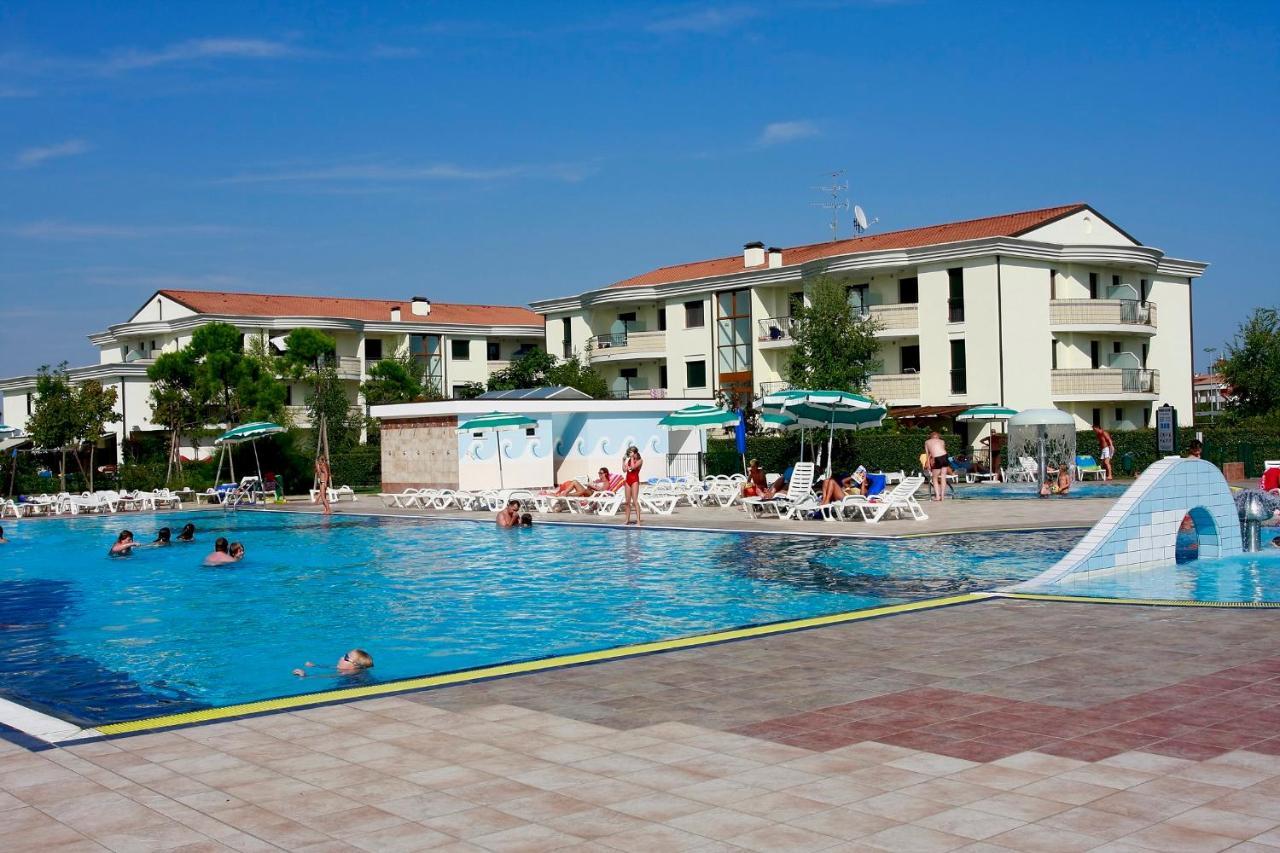 Tigli Lido Altanea Apartment Caorle Exterior photo
