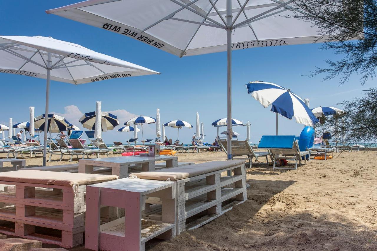 Tigli Lido Altanea Apartment Caorle Exterior photo
