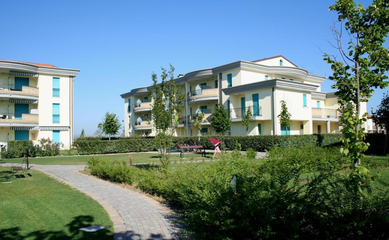 Tigli Lido Altanea Apartment Caorle Exterior photo